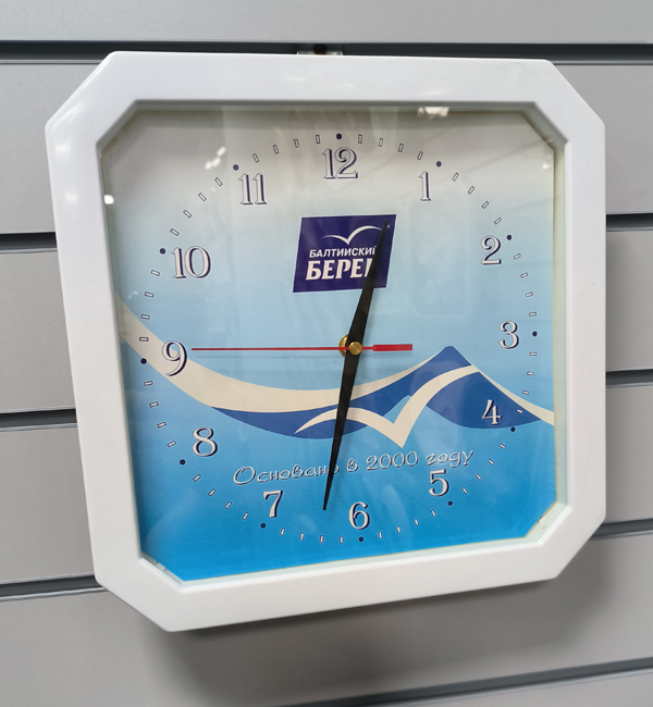 часы с логотипом на заказ
